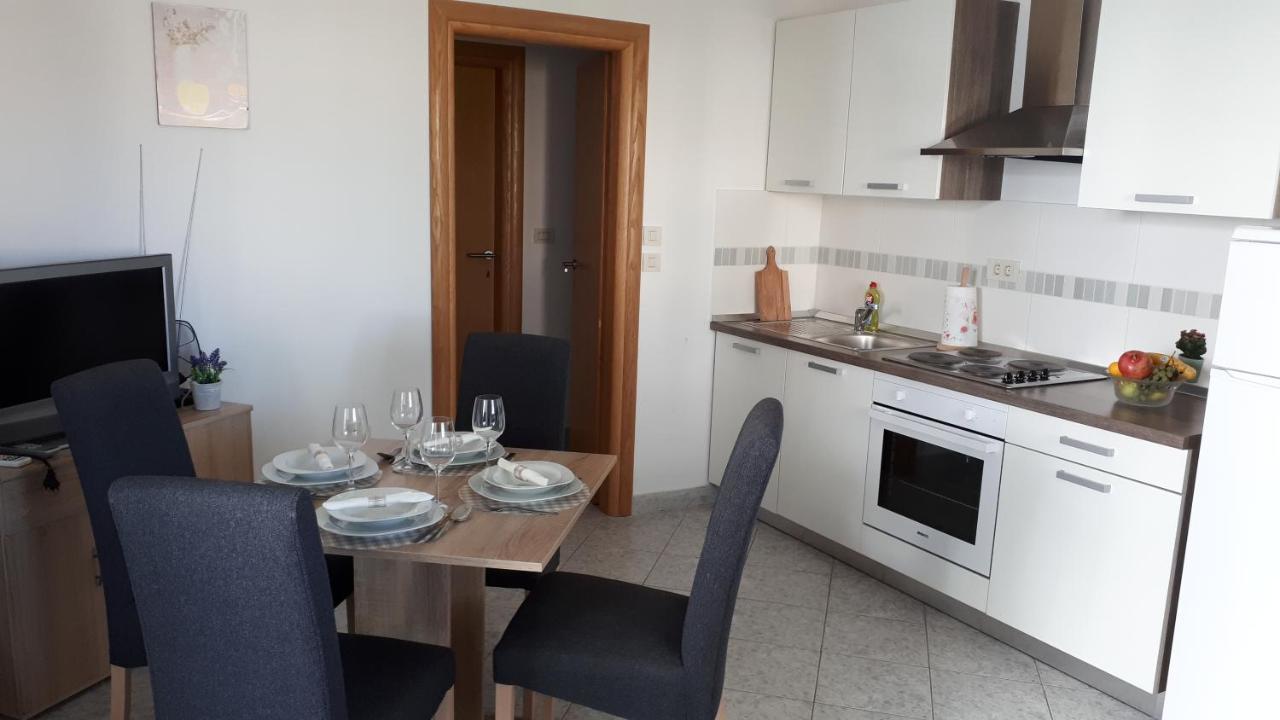Apartment Dana Zadar Eksteriør billede