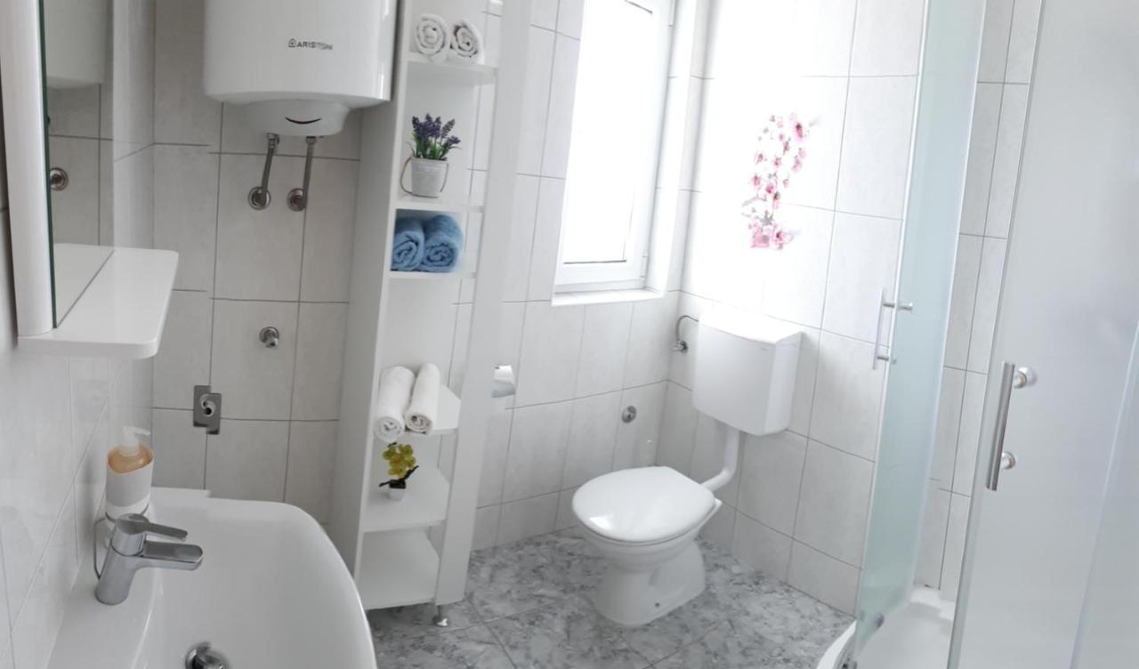 Apartment Dana Zadar Eksteriør billede